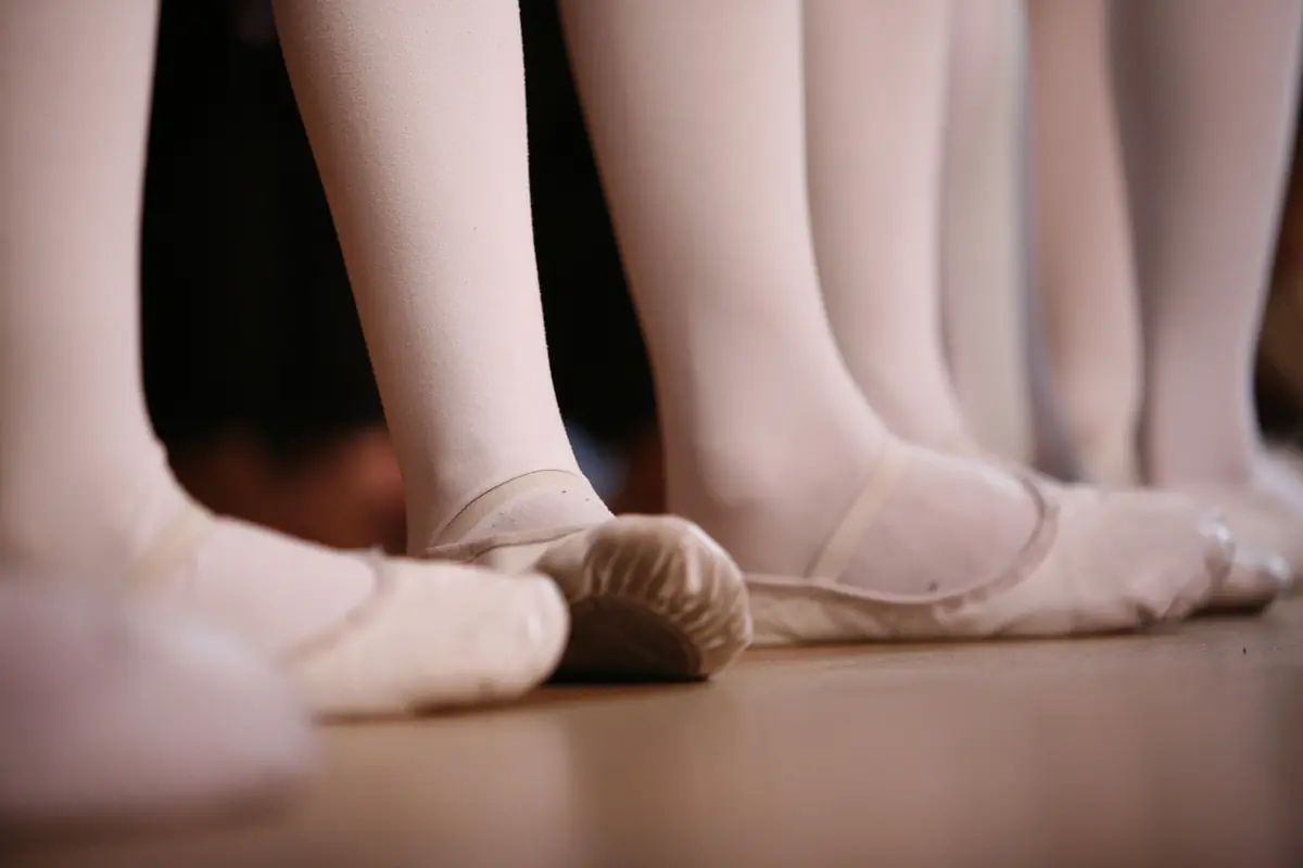 l'attesa delle ballerine prima di cominciare a danzare